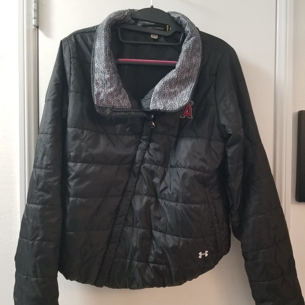 Angels Under Armour Storm 1 puffer Embroidered Logos Like New Size M